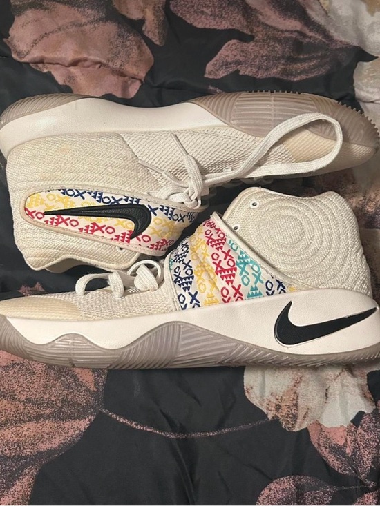 Nike Kyrie 2 “The Academy” SAMPLE main image 5